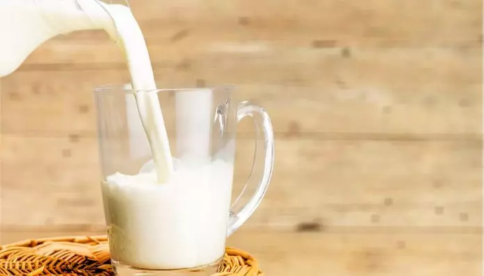 Молоко как элемент магического обряда на улучшение отношений с коллегами