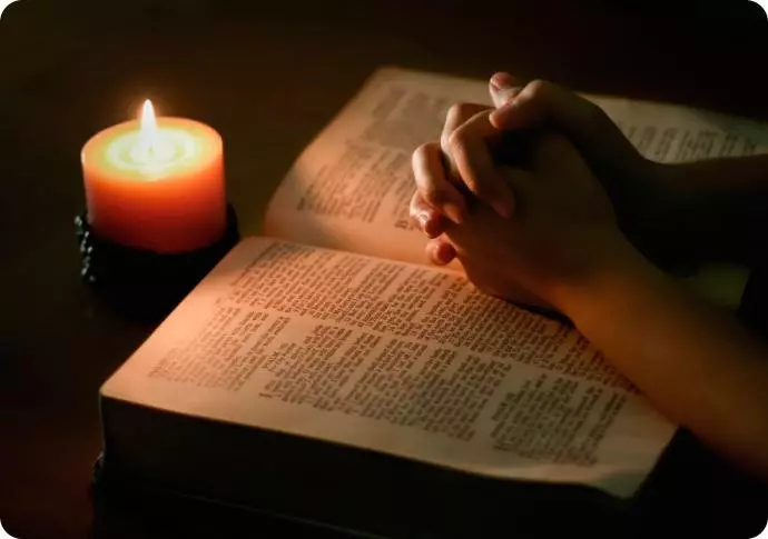 молитва и свеча