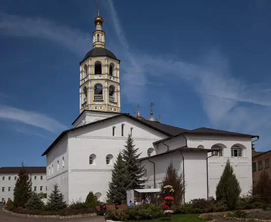 Монастырь Богатого Чертога в Боровске, колокольня