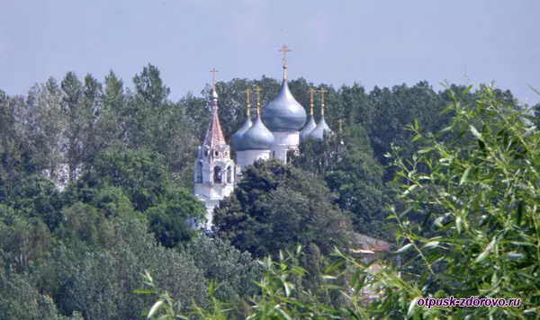 Крестовоздвиженский собор, Тува, Ярославская область