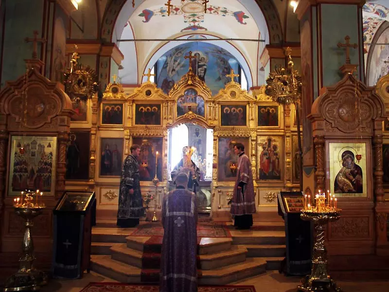 Успенский собор во Владимире внутри2